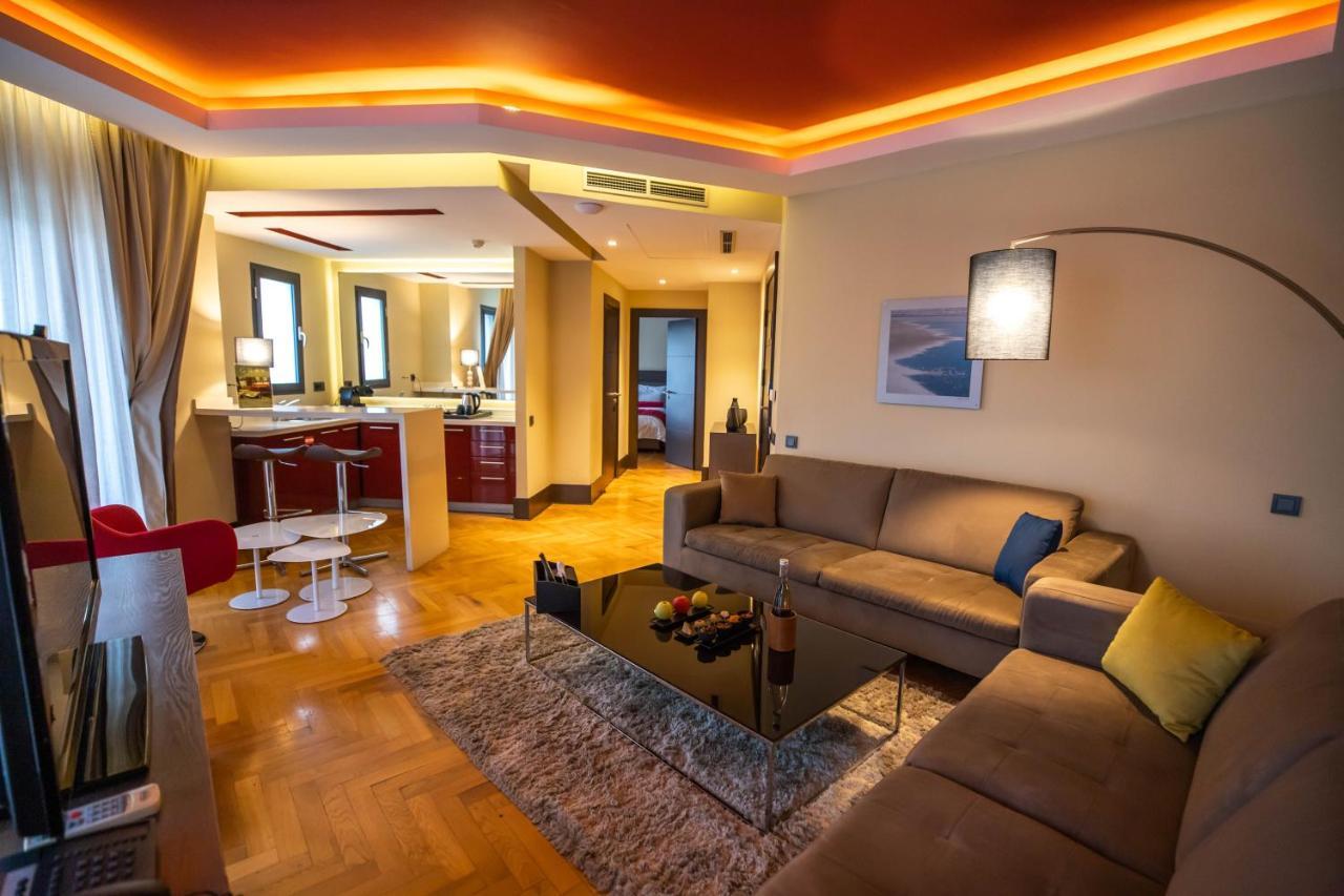 Gray Boutique Hotel Casablanca Ngoại thất bức ảnh A suite at the hotel